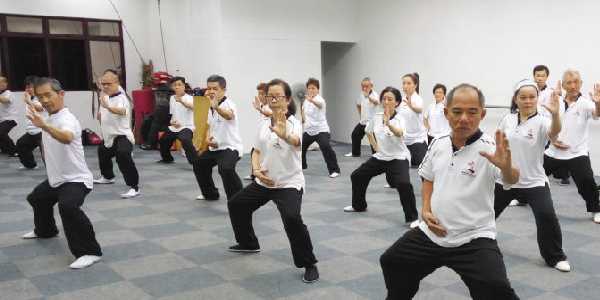 Tai Chi training in community hall powered with inverter batteries from best inverter dealers